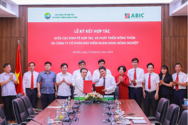 Agribank ký kết hợp tác với Bộ Nông nghiệp và Phát triển nông thôn - Ảnh 4.