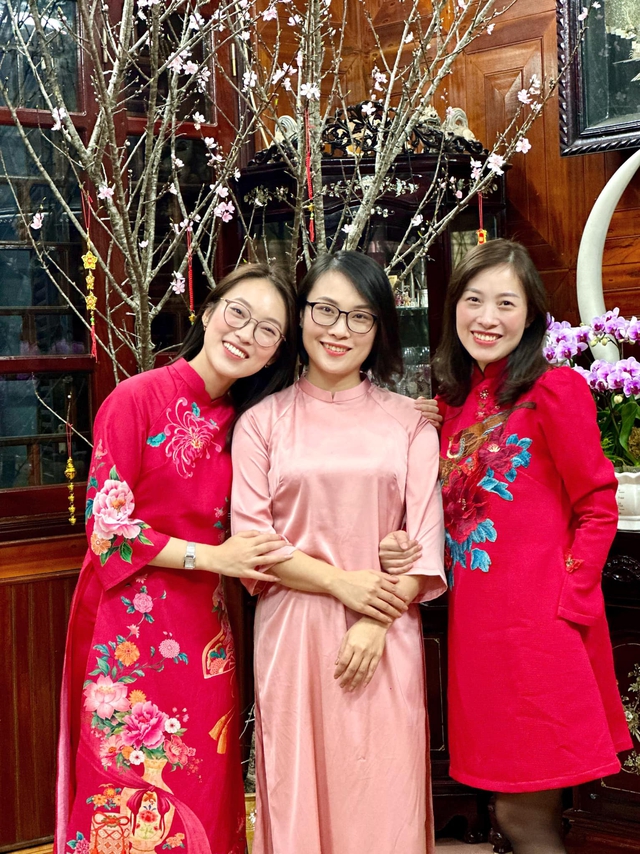 MC Khánh Vy tiết lộ profile khủng của chị gái tiến sĩ: Tốt nghiệp xuất sắc, là thủ khoa trong 3 lần bảo vệ luận án, đúng chuẩn con nhà người ta’ - Ảnh 1.