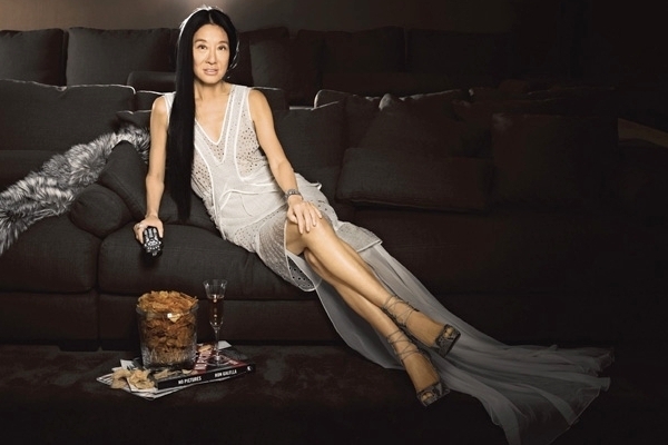 NTK váy cưới nổi tiếng thế giới, 40 tuổi khởi nghiệp, trở thành “nữ hoàng váy cưới”, 71 tuổi vẫn có vóc dáng như thiếu nữ: Để thành công, đó là cuộc chiến mỗi ngày! - Ảnh 5.