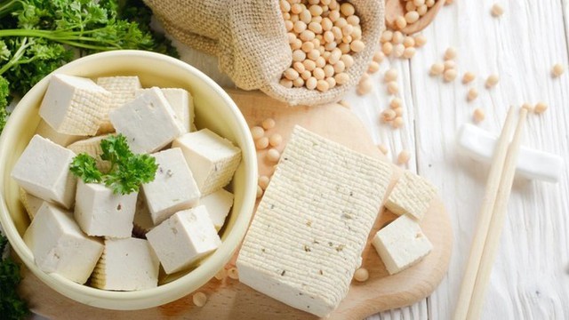 Những thực phẩm đại kỵ với đậu phụ, chớ ăn chung kẻo ăn 1 hại 10 - Ảnh 1.