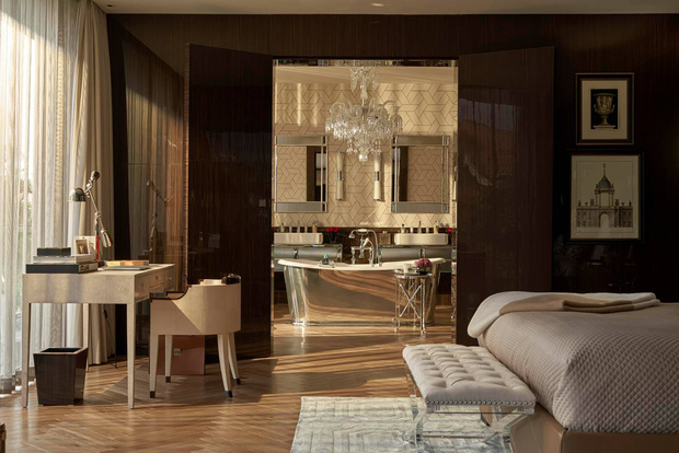 Bên trong biệt thự triệu đô của NTK Thái Công: Lộng lẫy, xa hoa nhưng bất ngờ bị nhận xét là rối mắt, trông giống showroom đồ nội thất, không xứng với danh tiếng - Ảnh 4.