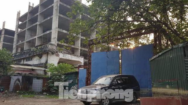  Hà Nội siết thu tiền đất, xử nghiêm trường hợp chây ỳ làm hồ sơ thuê đất - Ảnh 2.