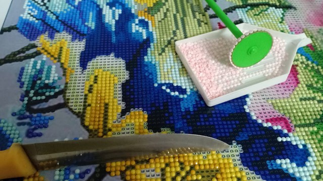  Hội nhập group đính đá kiếm tiền thời gian giãn cách, ngồi cả tiếng mỗi ngày, không cần khéo tay chị em nội trợ cũng có thể kiếm tiền triệu - Ảnh 6.