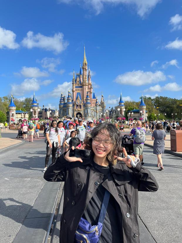 Nữ sinh dân tộc Thái nhận học bổng toàn phần Mỹ: IELTS 8.0, phá kén thành công nhờ bài luận về chiếc khăn Piêu - Ảnh 2.