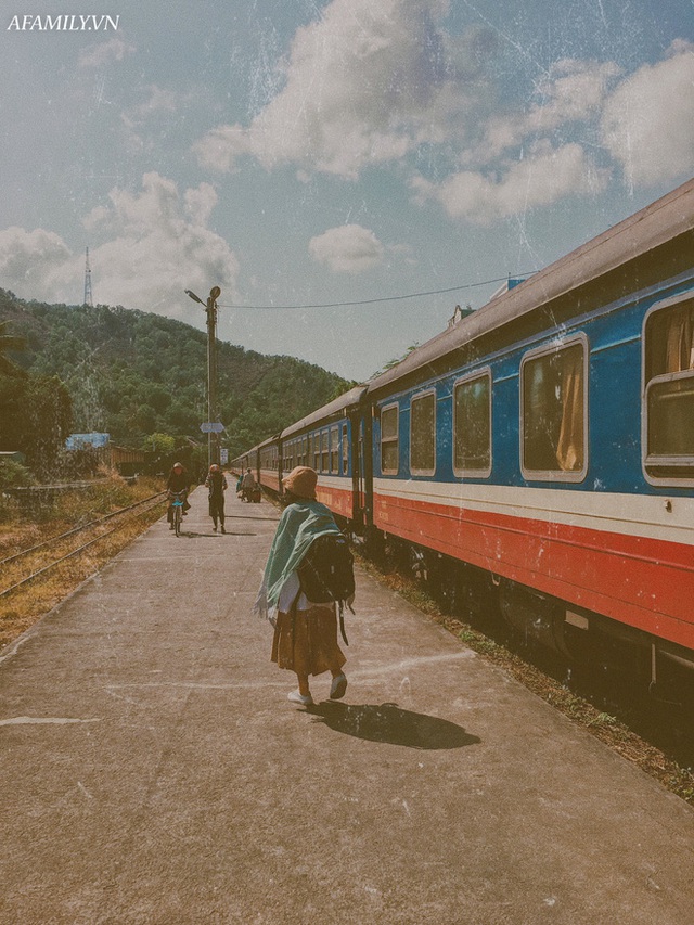 Cô gái 9X đổ hết vốn liếng 10 năm đi làm để đi chơi: Du lịch 62 tỉnh thành Việt Nam vẫn chưa thấy đã - Ảnh 3.