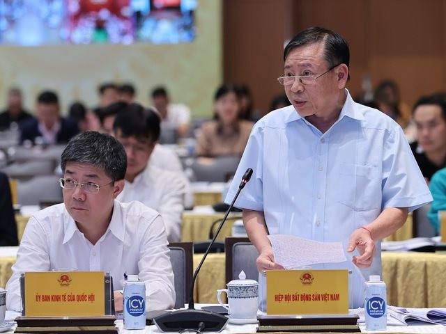 Chủ tịch Hiệp hội BĐS Việt Nam: Hiện chủ đầu tư và người mua Nhà ở xã hội đang phải vay với lãi suất rất cao - Ảnh 1.