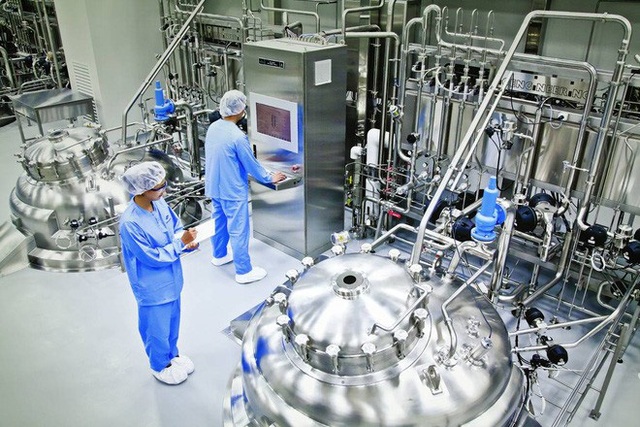 Chuyên gia nhận định: Nhiều nước nghèo sẽ không có vắc-xin COVID-19 ngay cả khi nó được phát triển thành công, vì các nước giàu sẽ tích trữ chúng - Ảnh 3.