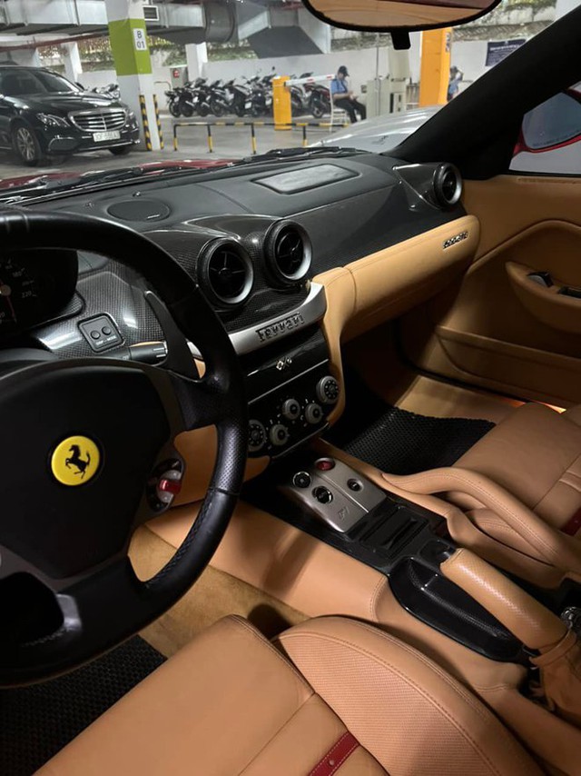 Ferrari 599 GTB cũ của ông Đặng Lê Nguyên Vũ được rao bán lại với giá hơn 9 tỷ đồng - Ảnh 5.