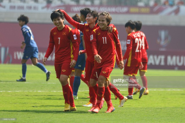 Dễ dàng hạ gục Thái Lan, tuyển Việt Nam mở toang cánh cửa vào VCK World Cup - Ảnh 3.