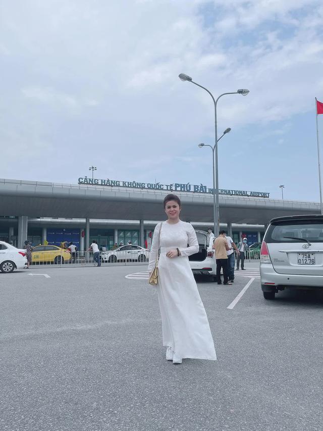 Hình ảnh mới nhất của vợ cũ vua cà phê Trung Nguyên: Nhan sắc ở tuổi 50 có còn thu hút? - Ảnh 5.
