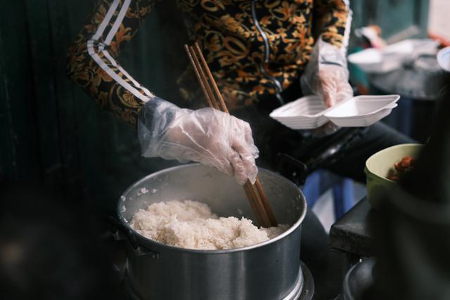  Sau nhiều lần thời tiết “lừa”, hôm nay gió mùa đã thật sự về với Hà Nội rồi đây! - Ảnh 10.