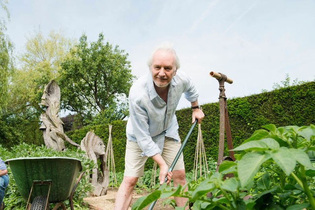 Không cần phải vận động quá mạnh, đàn ông chỉ cần làm được việc này mỗi ngày sẽ giảm đáng kể nguy cơ bị ung thư tuyến tiền liệt - Ảnh 1.