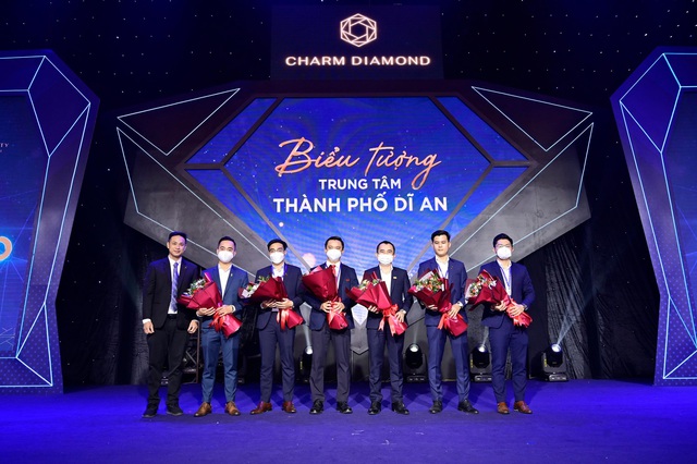 Tích hợp giá trị vượt trội, Charm Diamond hút khách trong ngày công bố - Ảnh 2.