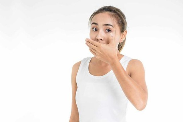  Nếu cơ thể có hiện tượng 2 đen và 1 mùi, cần đi khám phổi kịp thời - Ảnh 4.