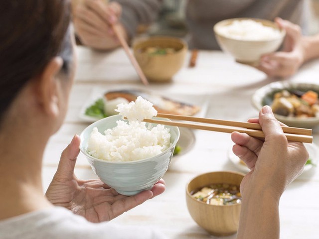  Đây là lý do khiến các chuyên gia khuyến khích mọi người sử dụng gạo lứt thay cho gạo trắng - Ảnh 4.